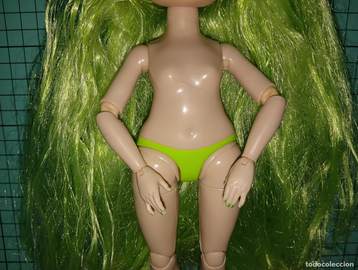 Mu&ntilde;ecas modernas: Mu&ntilde;eca Rainbow high Jade Hunter - Foto 3