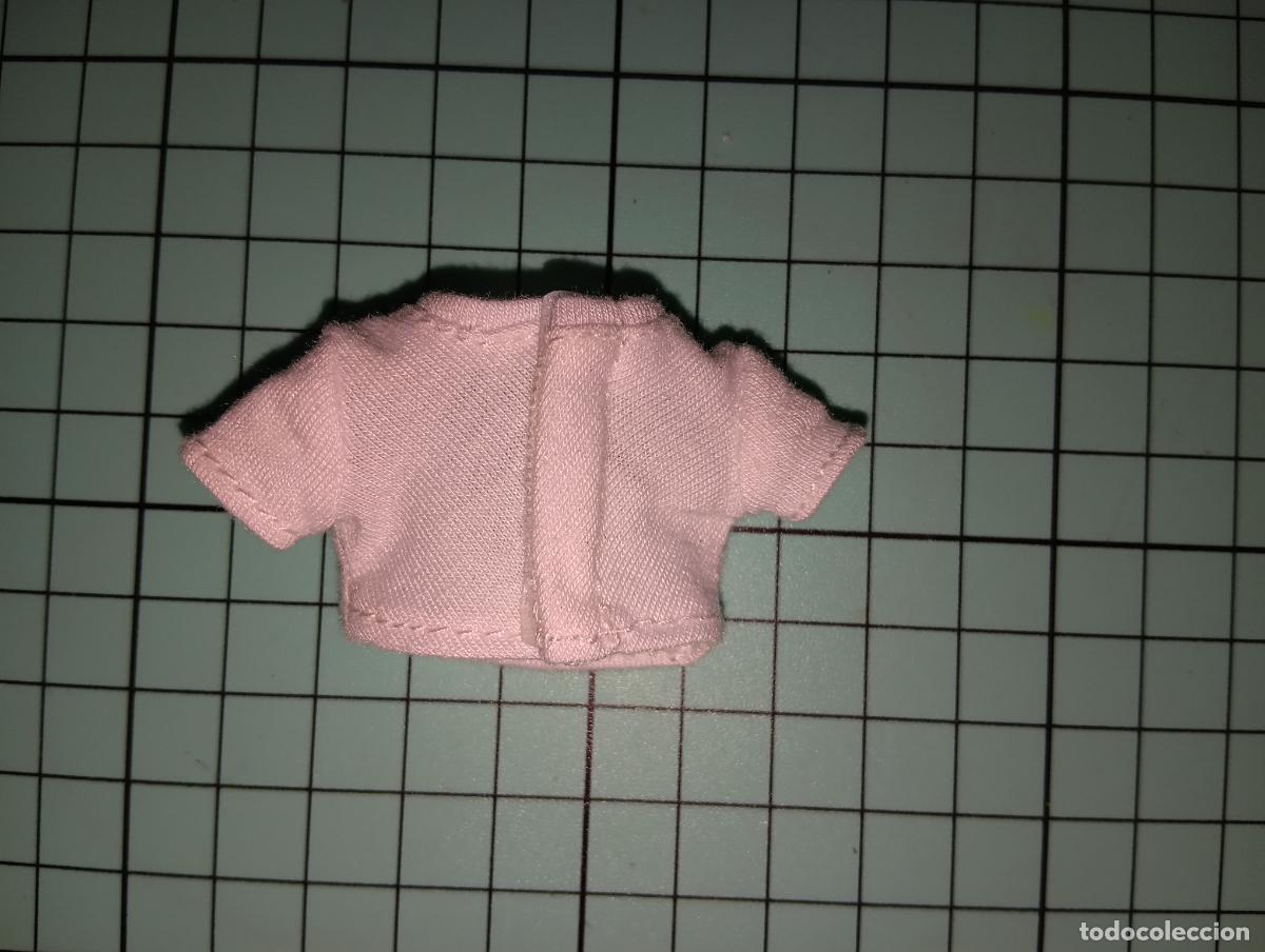 Mu&ntilde;ecas modernas: Camiseta de mu&ntilde;eca Rainbow high - Foto 2