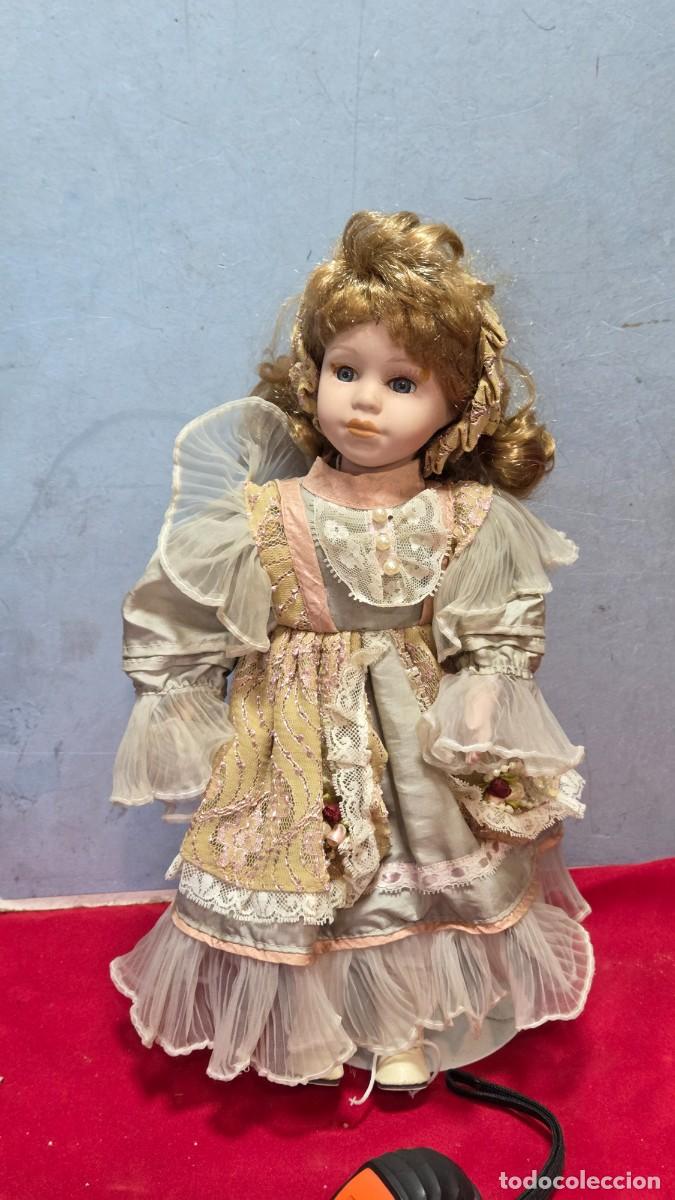 Mu&ntilde;ecas modernas: mu&ntilde;eca de coleccion de porcelana - Foto 2