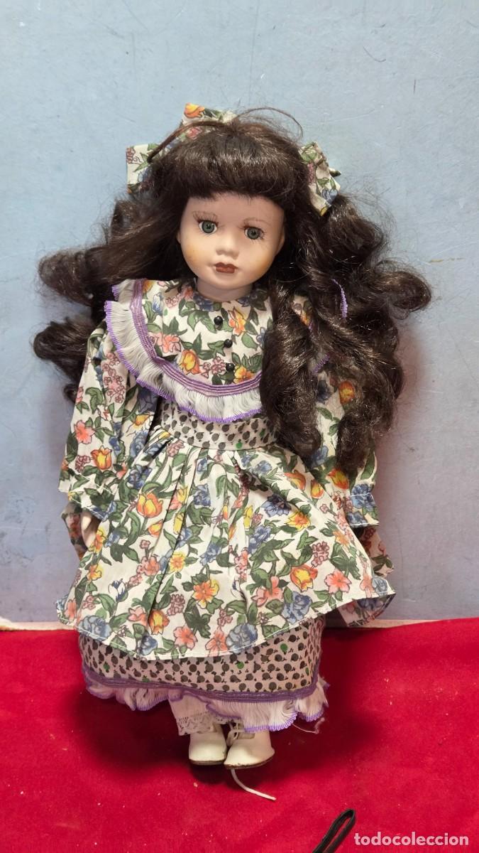 Mu&ntilde;ecas modernas: mu&ntilde;eca de coleccion de porcelana - Foto 2