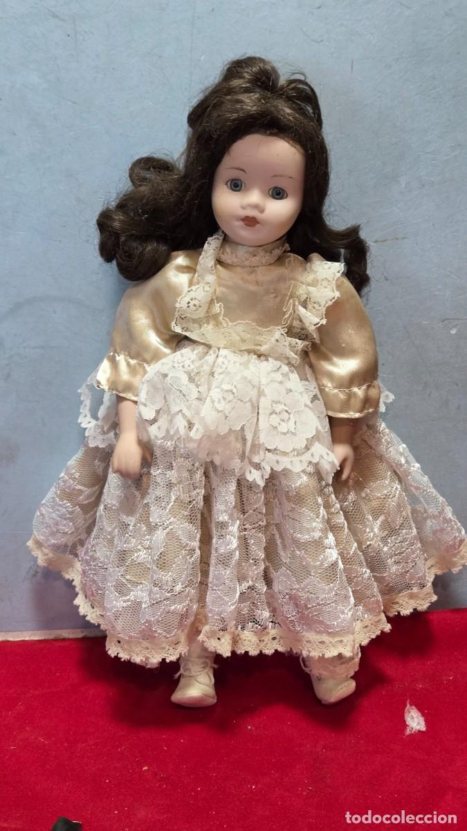Mu&ntilde;ecas modernas: mu&ntilde;eca de coleccion de porcelana - Foto 2