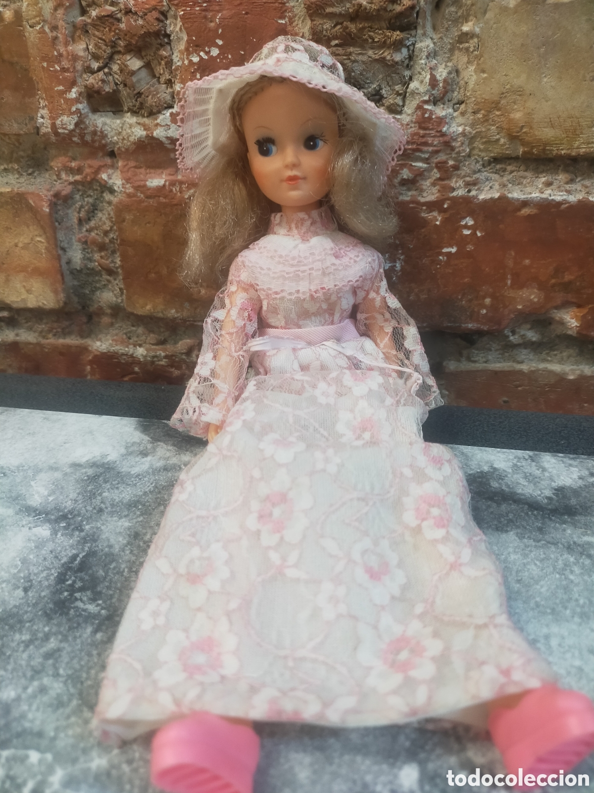 Mu&ntilde;ecas modernas: Mu&ntilde;eca Fleur parecida a Sindy - Foto 3