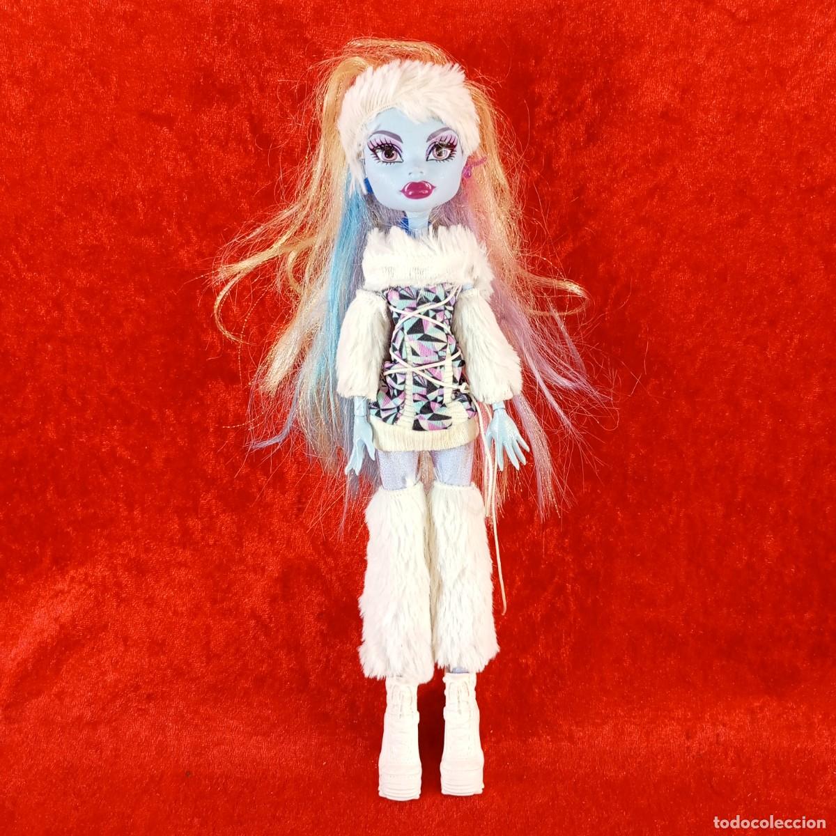 Mu&ntilde;ecas modernas: MU&Ntilde;ECA MONSTER HIGH - 2011 - ABBEY BOMINABLE - GENERATION 1 - Foto 1