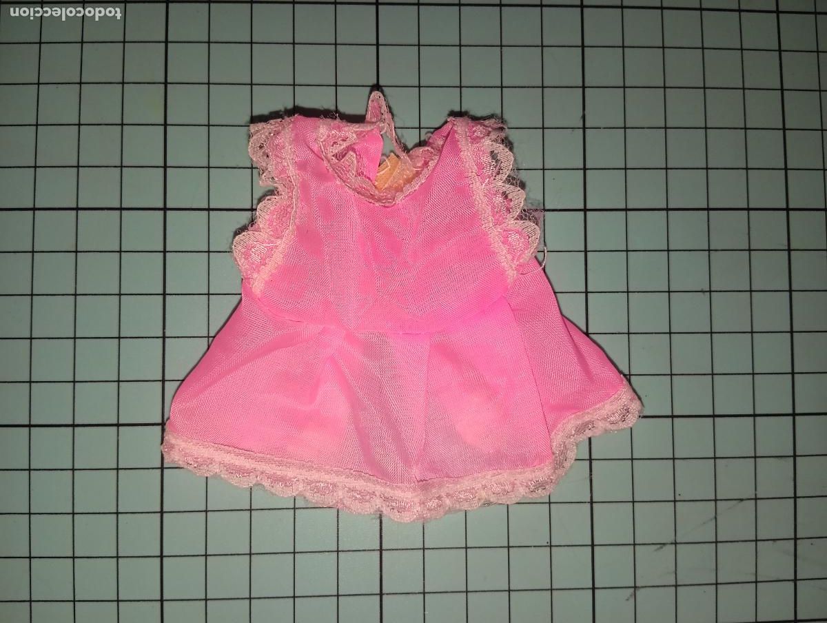 Mu&ntilde;ecas modernas: Vestido de mu&ntilde;eca maniqu&iacute;