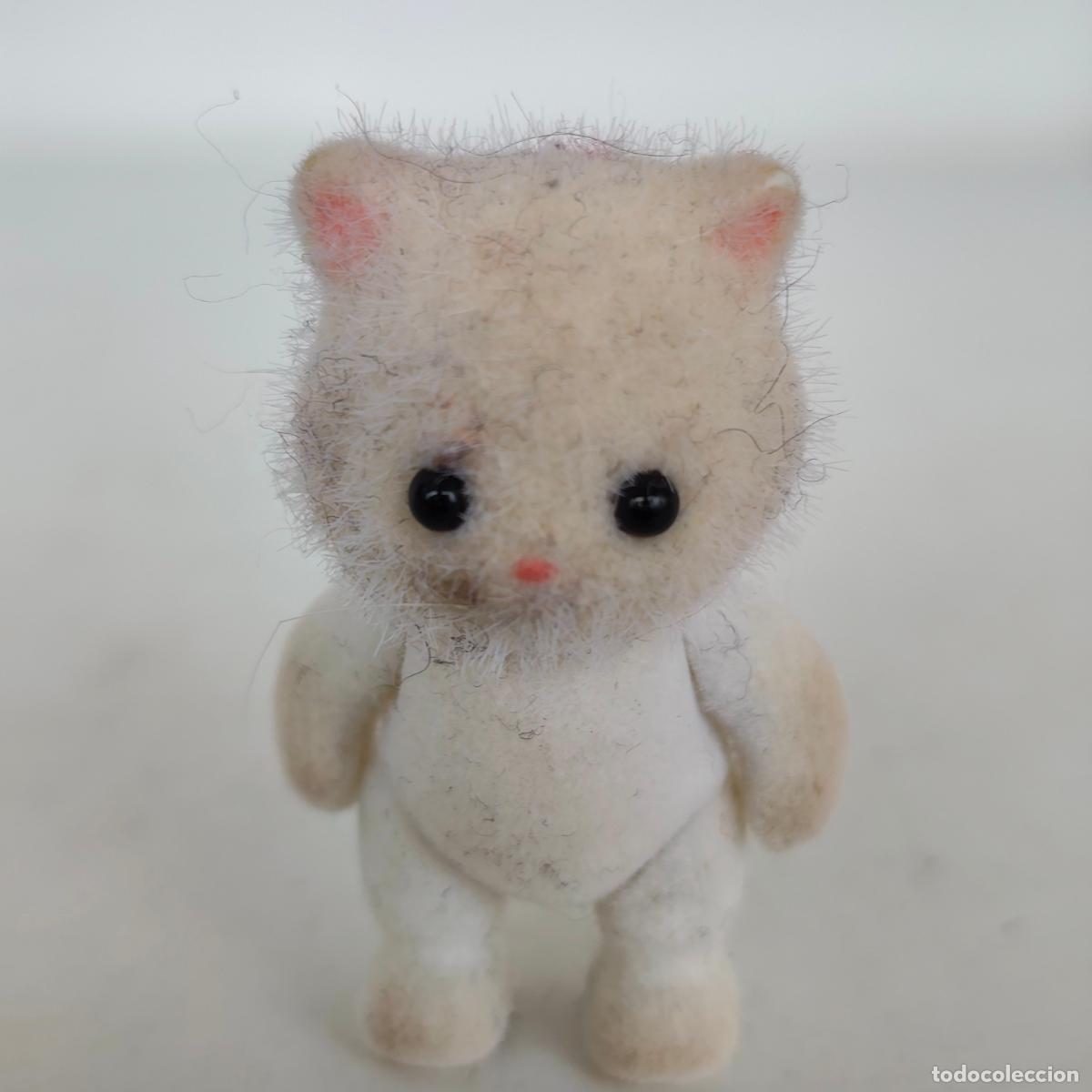 Modern Dolls: SYLVANIAN FAMILIES PERSIAN CAT GATO PERSA