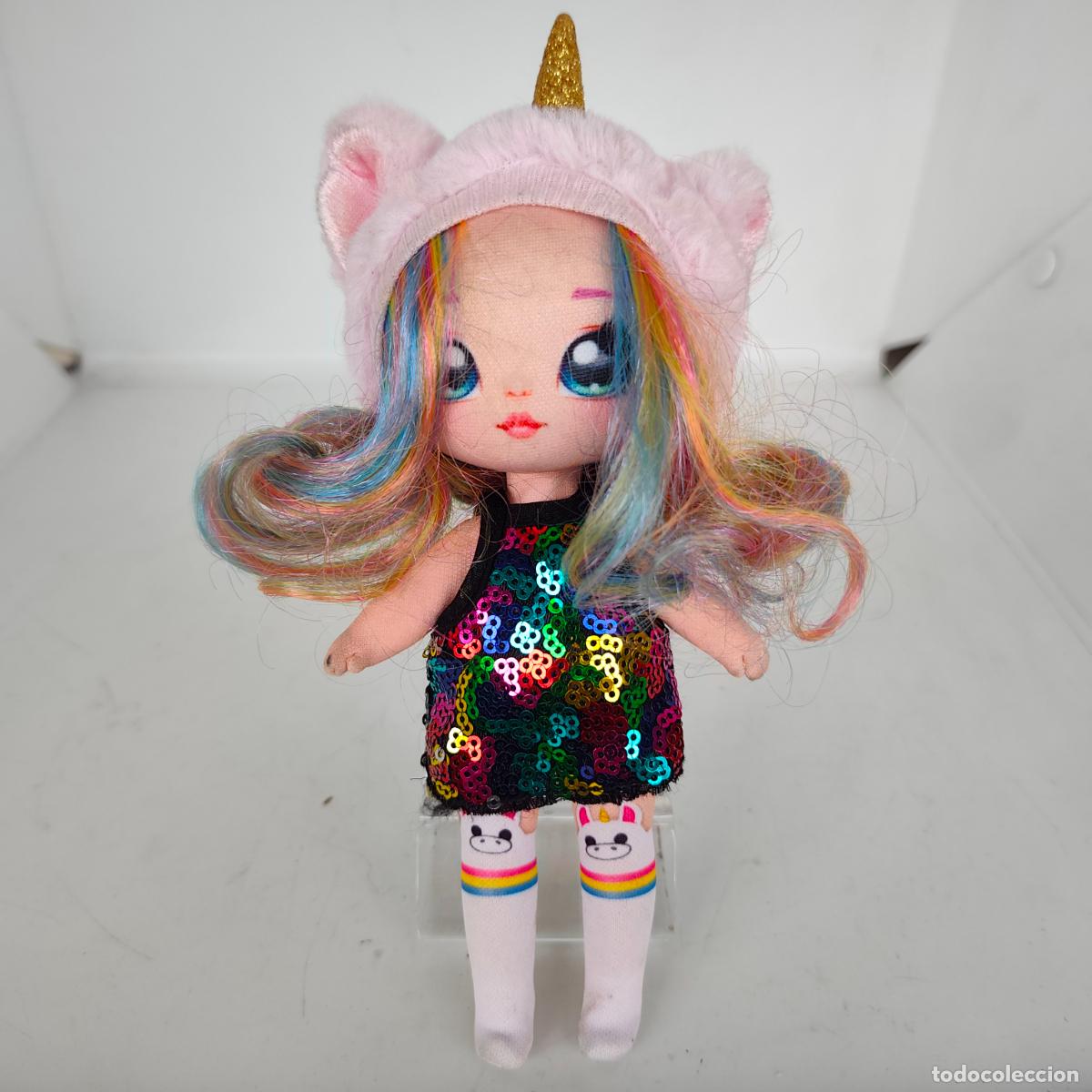 Mu&ntilde;ecas modernas: Na! Na! Na! Surprise Doll Series 1 Britney Sparkles Unicorn 7.5&rdquo; Doll See unicornio