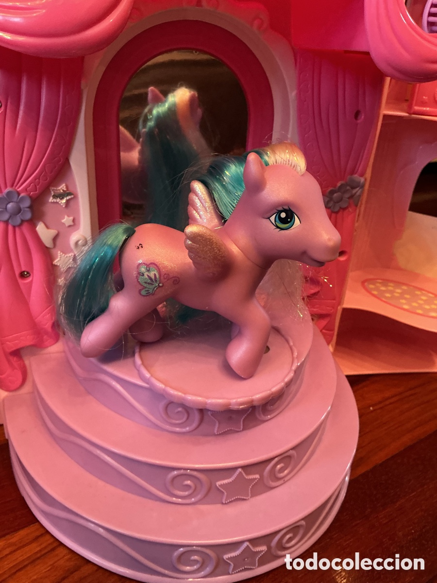Mu&ntilde;ecas modernas: My Little Ponny Toola-Roola - tercera generaci&oacute;n (G3) Hasbro, 2002.