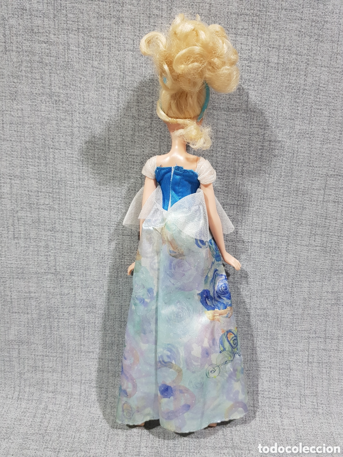 Mu&ntilde;ecas modernas: MU&Ntilde;ECA PRINCESAS DISNEY LA CENICIENTA HASBRO 2015 - Foto 2