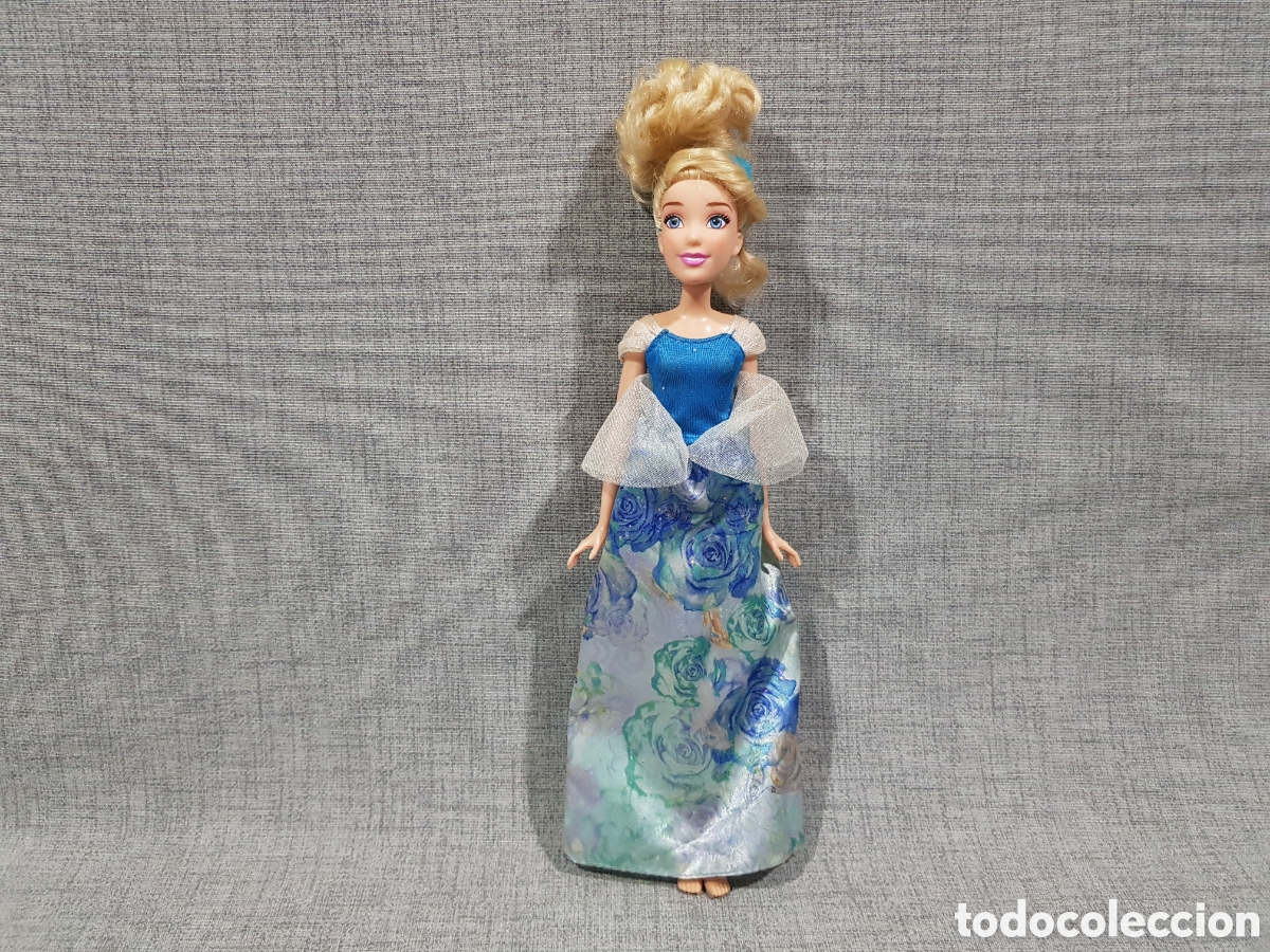 Mu&ntilde;ecas modernas: MU&Ntilde;ECA PRINCESAS DISNEY LA CENICIENTA HASBRO 2015 - Foto 1
