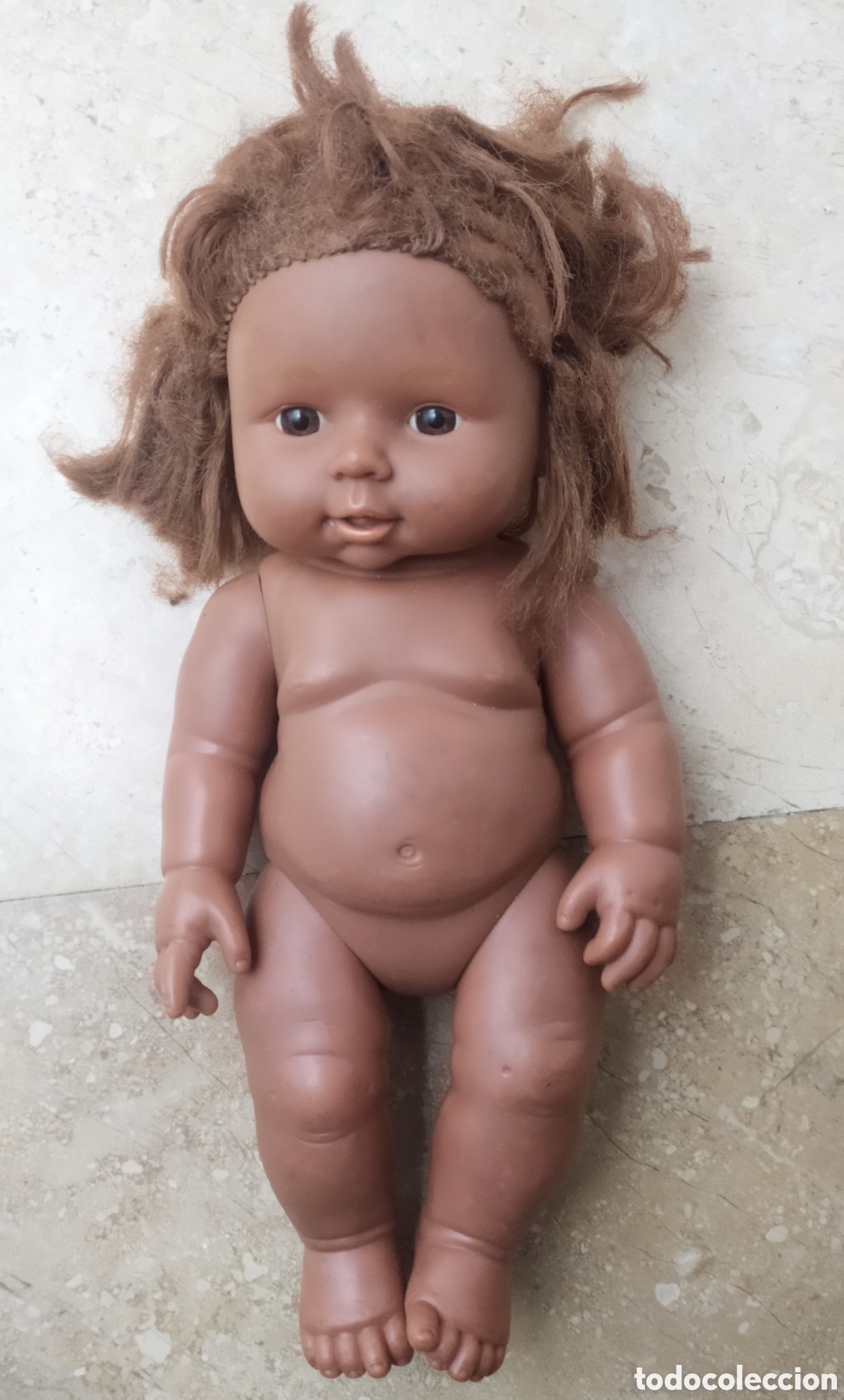 Mu&ntilde;ecas modernas: Peque&ntilde;a y antigua mu&ntilde;eca, la de las fotos y en el estado que muestran que
