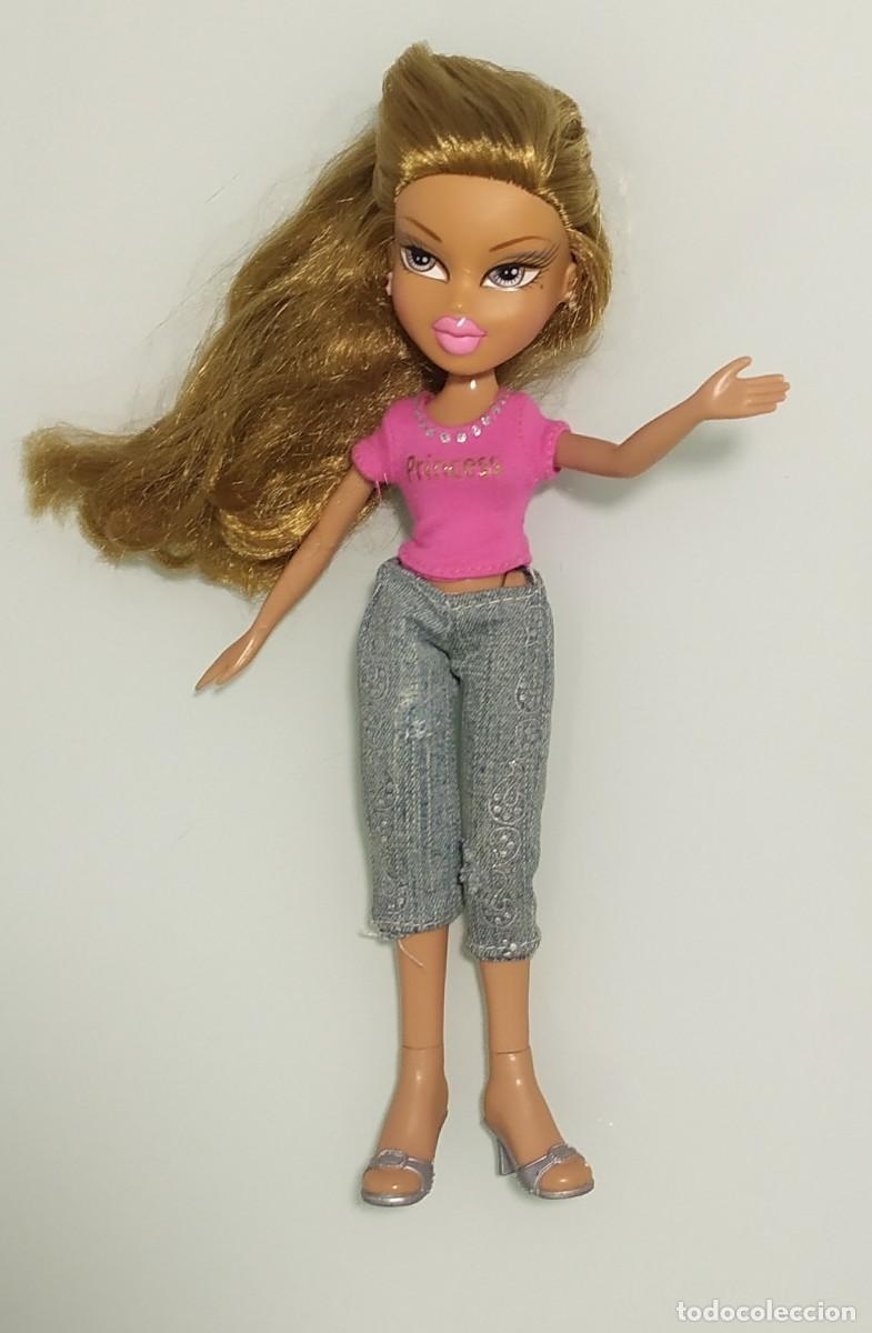 Mu&ntilde;ecas modernas: Mu&ntilde;eca &ldquo;Bratz&rdquo; de colecci&oacute;n + Juego &ldquo;Tragabolas&rdquo; - Foto 4