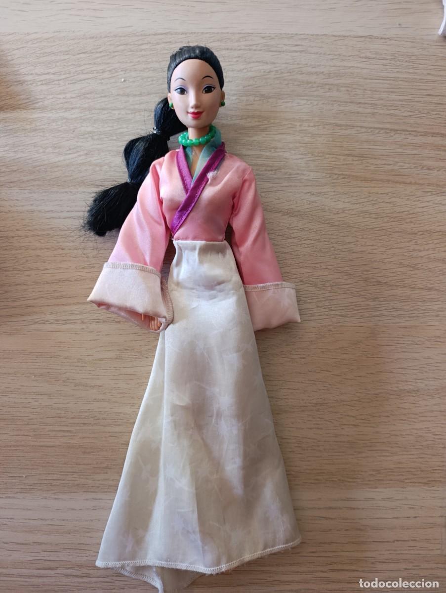 Mu&ntilde;ecas modernas: Mu&ntilde;eca Disney Mul&aacute;n Matchmaker Magic Mattel 18991 vintage
