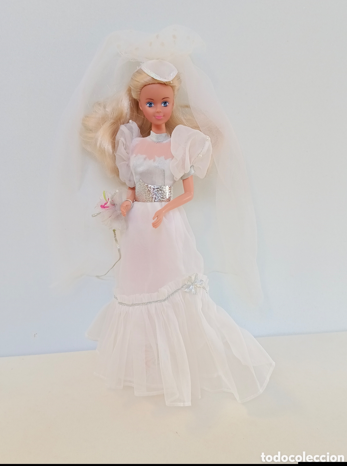 Mu&ntilde;ecas modernas: Mu&ntilde;eca Petra Bride Fashion 5794 novia a&ntilde;os 80 Plasty West Germany Barbie