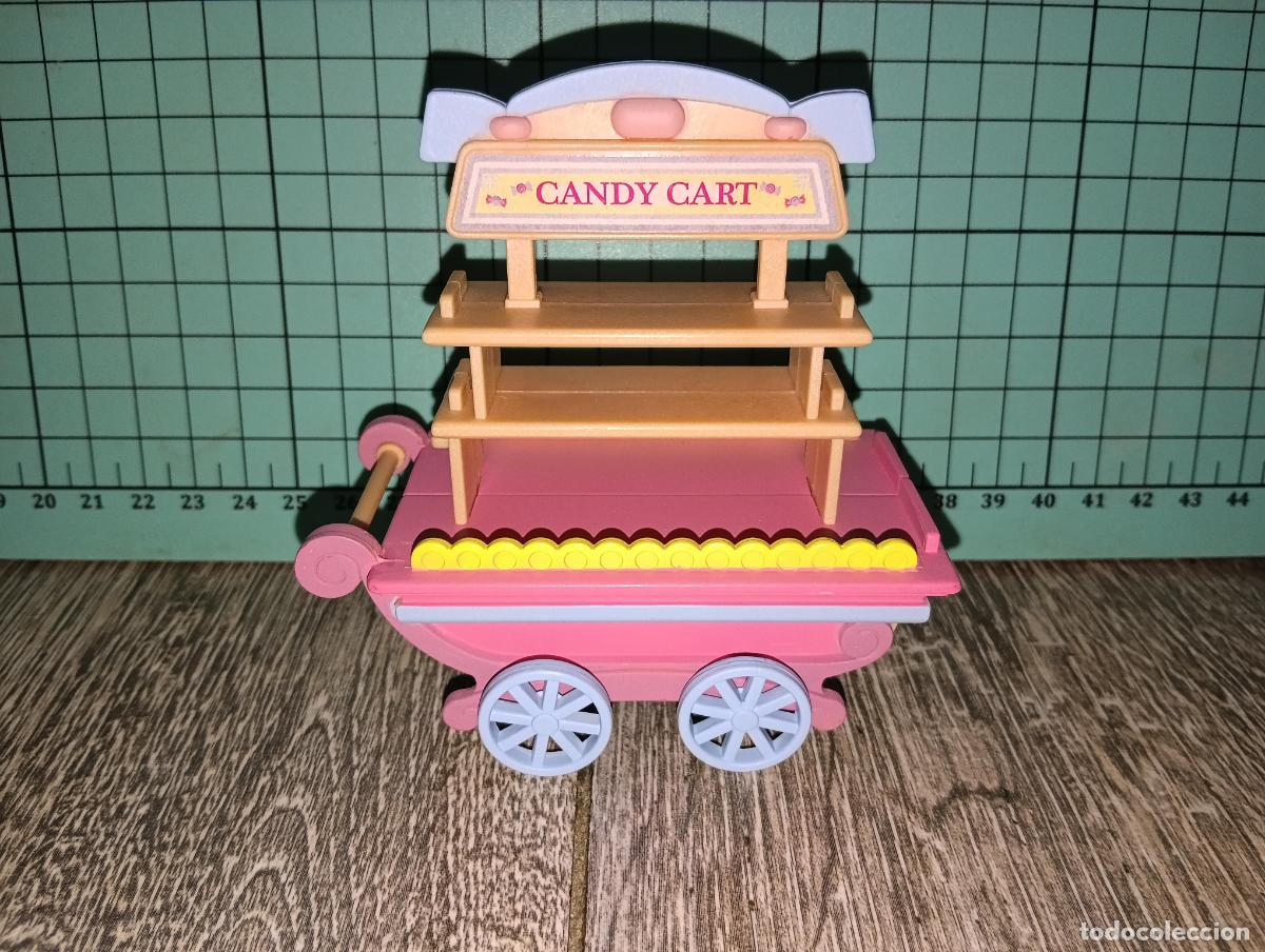 Mu&ntilde;ecas modernas: Figura Carrito de Caramelos Candy Cart Sylvanian Families Family