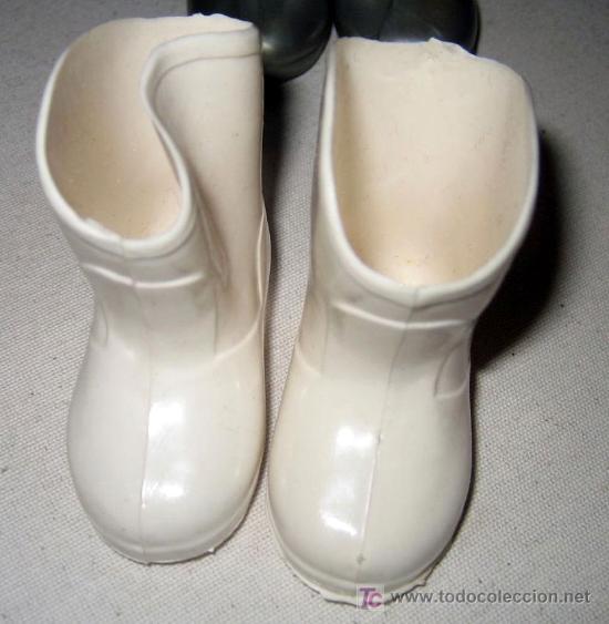 Mu&ntilde;ecas Nancy y Lucas: NANCY - ANTIGUAS BOTAS BLANCAS DE NANCY - Foto 1