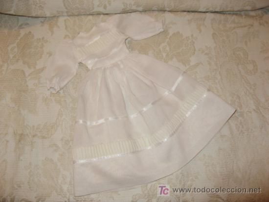 Mu&ntilde;ecas Nancy y Lucas: NANCY VESTIDO DE COMUNION PRINCIPIO DE LOS 70 - Foto 1
