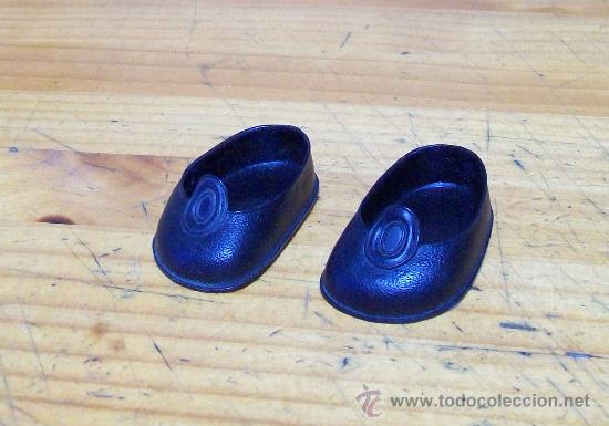 Mu&ntilde;ecas Nancy y Lucas: Zapatos negros de la Nancy - Foto 1