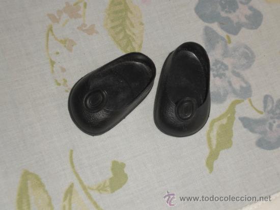Mu&ntilde;ecas Nancy y Lucas: ZAPATOS NEGROS DE BOTON DE NANCY - Foto 2