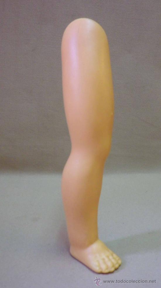 Mu&ntilde;ecas Nancy y Lucas: PIERNA DERECHA, MU&Ntilde;ECA NANCY ORIENTAL DE FAMOSA - Foto 2