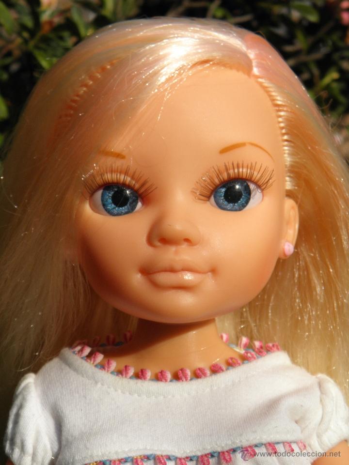 Mu&ntilde;ecas Nancy y Lucas: Mu&ntilde;eca Nancy New articulada de Famosa - Foto 2