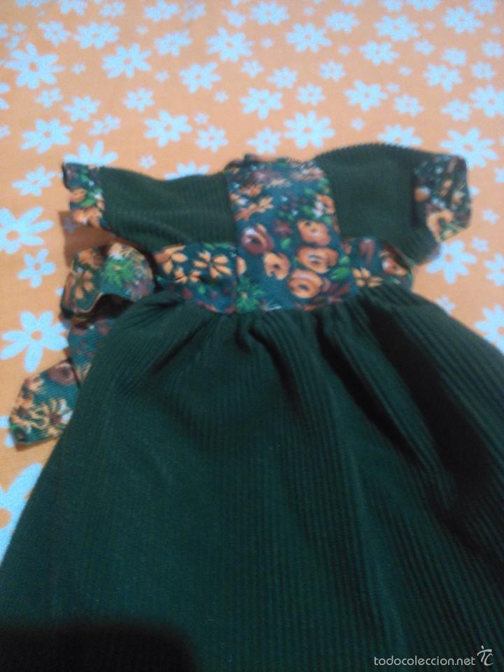 Mu&ntilde;ecas Nancy y Lucas: Vestido verde pana nancy - Foto 1
