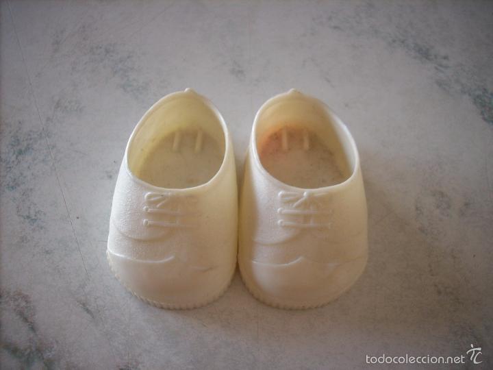 Mu&ntilde;ecas Nancy y Lucas: Zapatillas de Nancy - Foto 1