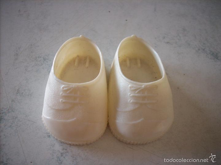 Mu&ntilde;ecas Nancy y Lucas: Zapatillas de Nancy - Foto 1