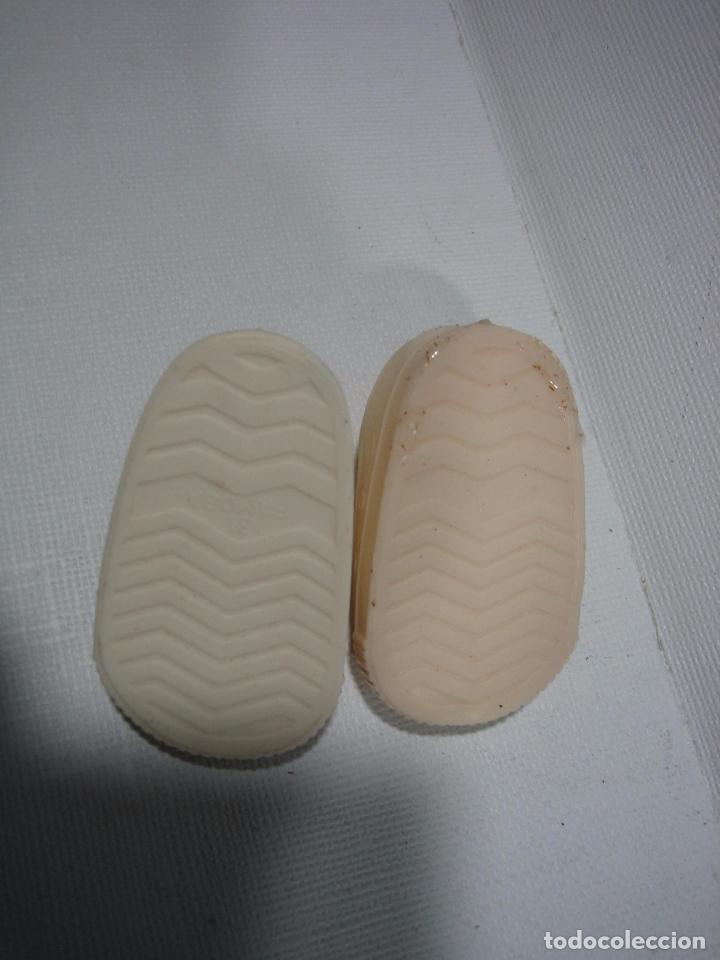 Mu&ntilde;ecas Nancy y Lucas: Complemento de mu&ntilde;eca Nancy a&ntilde;os 70. Zapatos blancos - Foto 4