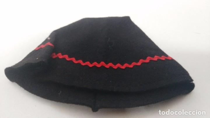Mu&ntilde;ecas Nancy y Lucas: gorro DE NANCY FAMOSA - Foto 1