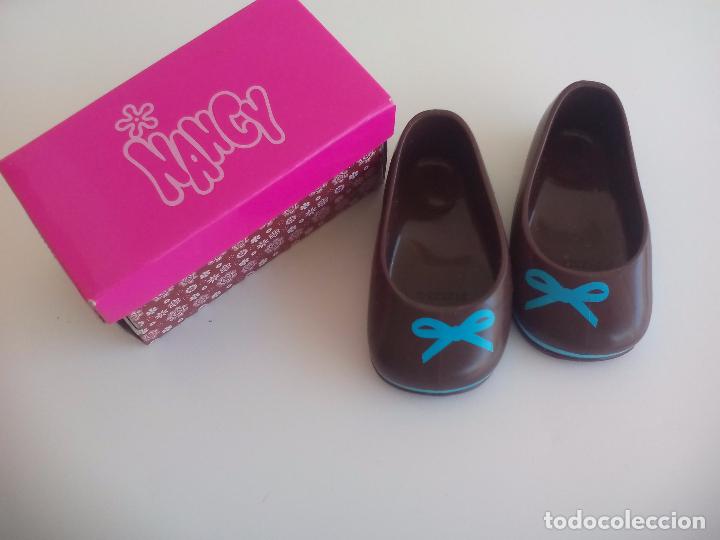Mu&ntilde;ecas Nancy y Lucas: Zapatos marrones con su caja para la mu&ntilde;eca Nancy, - Foto 2