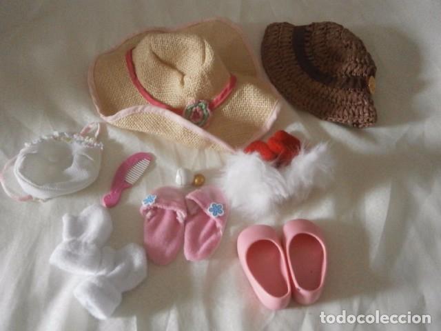 Mu&ntilde;ecas Nancy y Lucas: Lote de accesorios nancy de famosa. - Foto 2