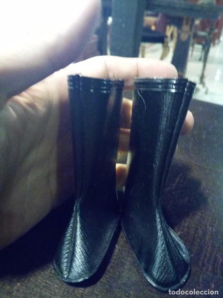 Mu&ntilde;ecas Nancy y Lucas: Botas negras nancy - Foto 2