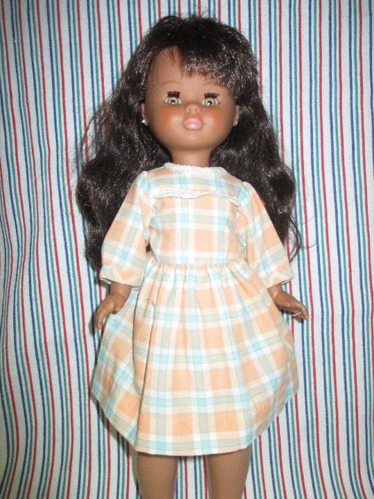Mu&ntilde;ecas Nancy y Lucas: NANCY VESTIDO ARTESANAL - Foto 2