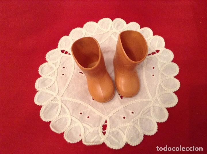 Mu&ntilde;ecas Nancy y Lucas: Nancy botas marr&oacute;n - Foto 1
