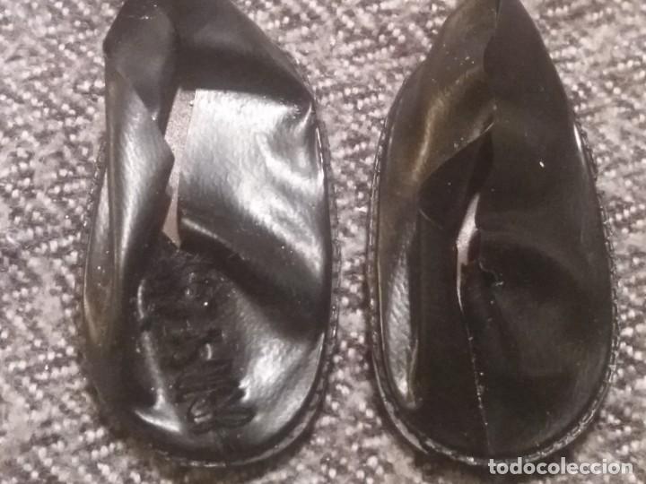 Mu&ntilde;ecas Nancy y Lucas: Zapatos negros Nancy - Foto 2