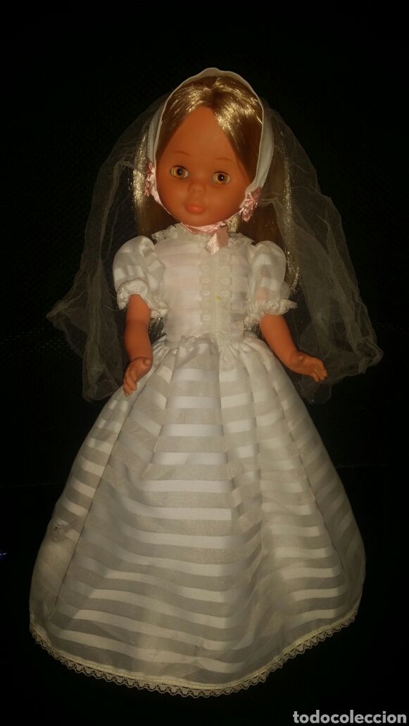 Mu&ntilde;ecas Nancy y Lucas: Vestido de comunion antiguo de Nancy con velo - Foto 1