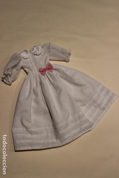 Mu&ntilde;ecas Nancy y Lucas: NANCY RARO VESTIDO DE COMUNION - Foto 1