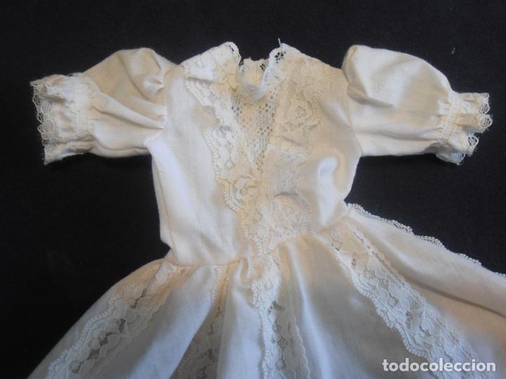 Mu&ntilde;ecas Nancy y Lucas: VESTIDO BLANCO CON PUNTILLAS - Foto 5