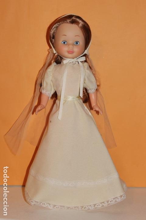 Mu&ntilde;ecas Nancy y Lucas: TRAJE DE COMUNION PARA NANCY DE FAMOSA - Foto 1