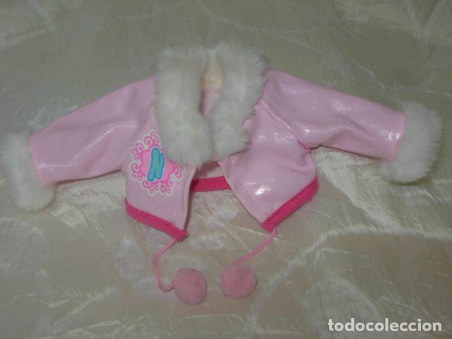 Mu&ntilde;ecas Nancy y Lucas: CHAQUETA DE CHAROL ORIGINAL DE NANCY - Foto 1