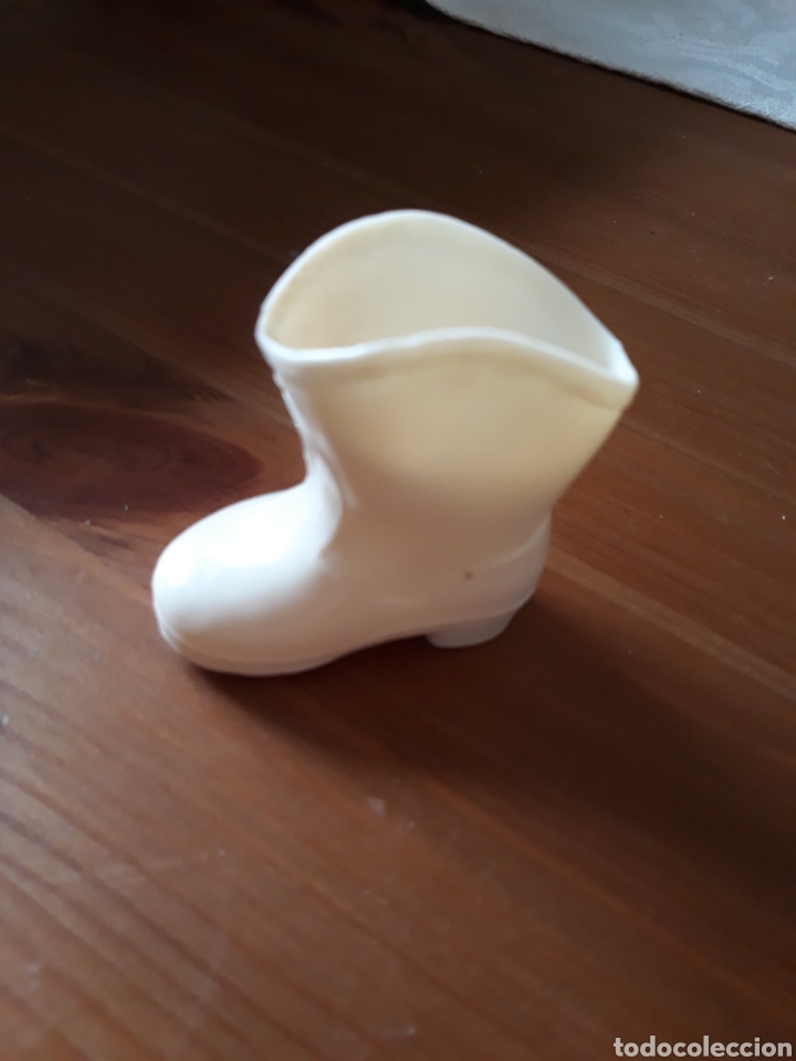 Mu&ntilde;ecas Nancy y Lucas: Bota derecha de Nancy en color blanco - Foto 1