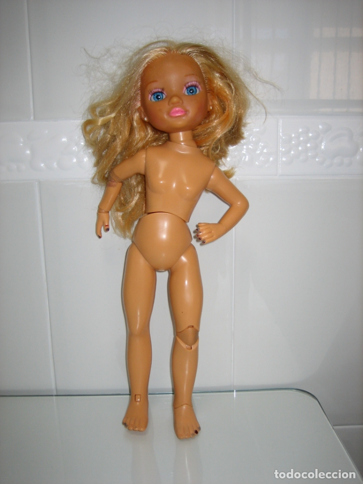Mu&ntilde;ecas Nancy y Lucas: Mu&ntilde;eca Nancy  articulada . Funciona correctamente - Foto 1