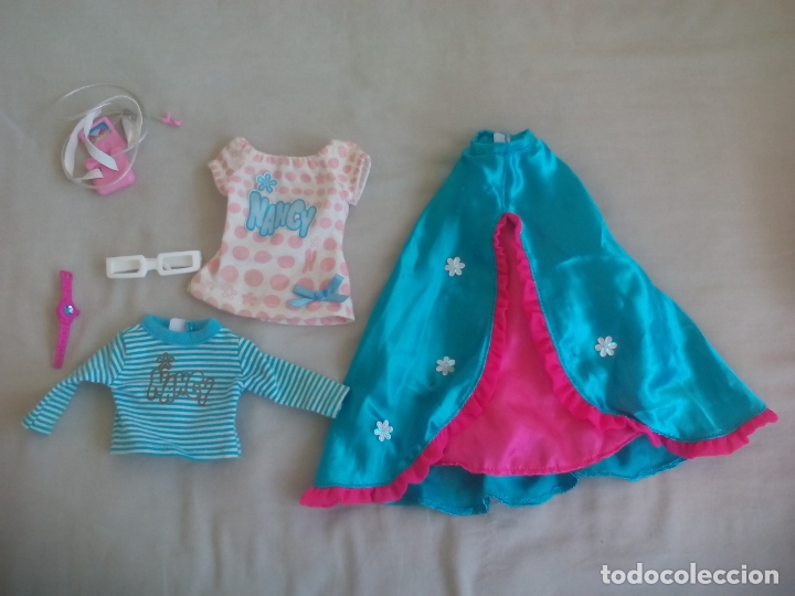 Mu&ntilde;ecas Nancy y Lucas: LOTE DE ROPA Y ACCESORIOS O COMPLEMENTOS DE MU&Ntilde;ECA NANCY - Foto 1