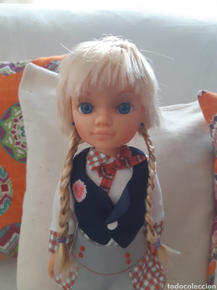 Mu&ntilde;ecas Nancy y Lucas: Mu&ntilde;eca Nancy colegiala - Foto 4