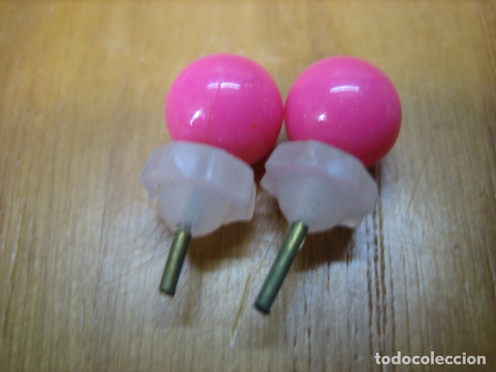 Mu&ntilde;ecas Nancy y Lucas: Accesorios de mu&ntilde;eca Nancy. Pendientes rosa - Foto 1