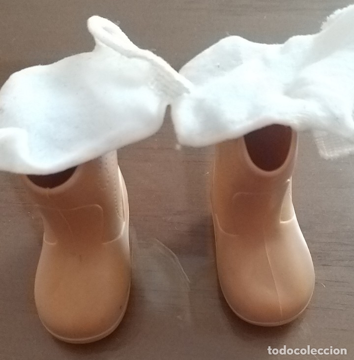 Mu&ntilde;ecas Nancy y Lucas: BOTAS Y CALCETINES  DE MU&Ntilde;ECA NACY - Foto 2