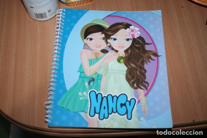 Mu&ntilde;ecas Nancy y Lucas: dos libritos mu&ntilde;eca nancy sin uso - Foto 1