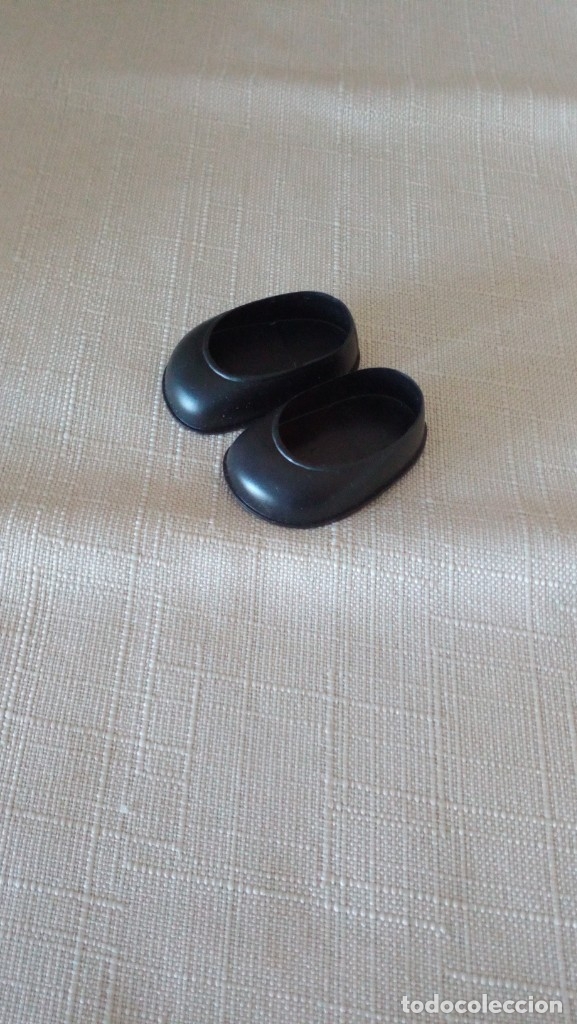 Mu&ntilde;ecas Nancy y Lucas: Zapatos negros para Nancy. - Foto 1