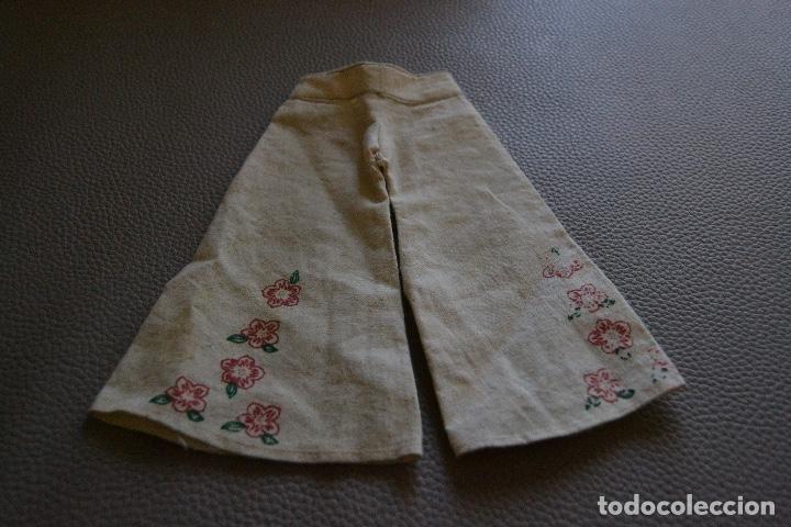 Mu&ntilde;ecas Nancy y Lucas: PANTAL&Oacute;N DEL CONJUNTO HIPPY DE NANCY DE LOS 70 - Foto 2