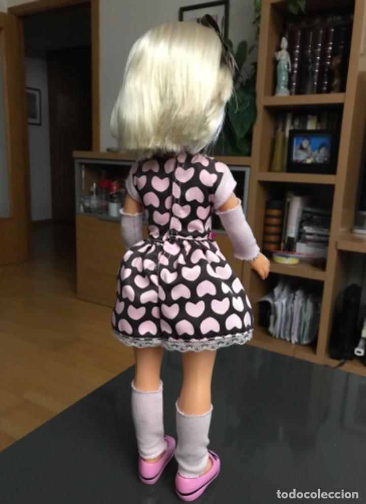 Mu&ntilde;ecas Nancy y Lucas: Mu&ntilde;eca Nancy glamourosa con pulsera y collar - Foto 4